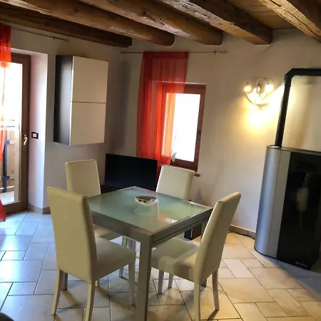 Casa D'ambros Apartment
